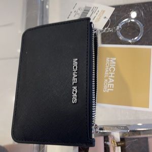 Michael Kors Jet Set Travel Small Leather Top Zip Coin Pouch With ID